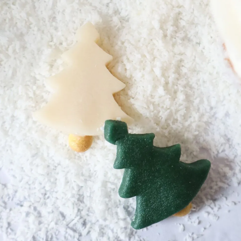 Décorations sapins de Noël en pâte d'amande