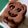 Moule en silicone pour "drôles de biscuits" - 8 empreintes